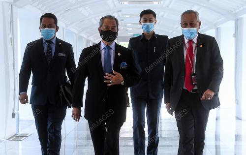 PERSIDANGAN PARLIMEN PENGGAL KETIGA