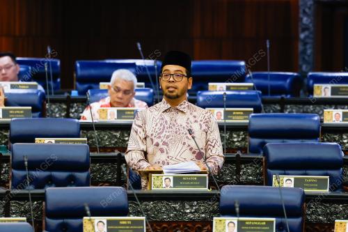 SENATOR DR ZULKIFLI HASAN