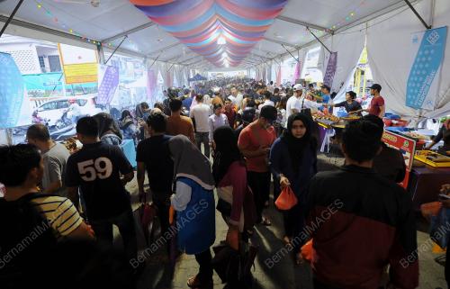 KL43_27052017_BAZAR_BN201705265149