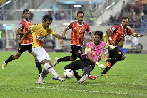 KL43_27082013_BOLA_SEPAK