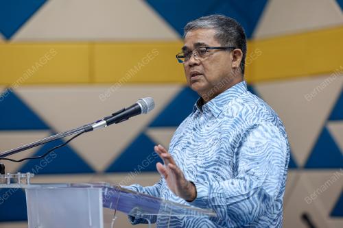 DATUK AARON AGO DAGANG