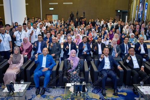 DATUK ARMIZAN MOHD ALI