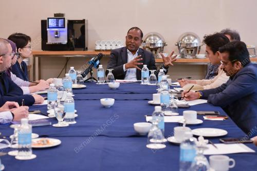 DATUK SERI DR ZAMBRY ABD KADIR