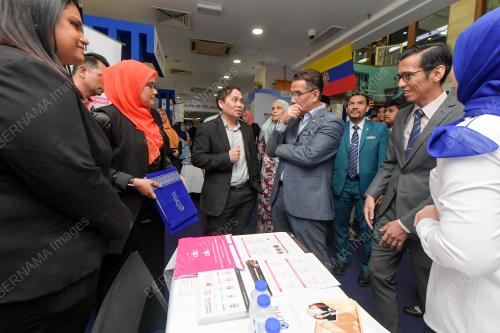 DATUK SERI AZHAR ABDUL MANAF