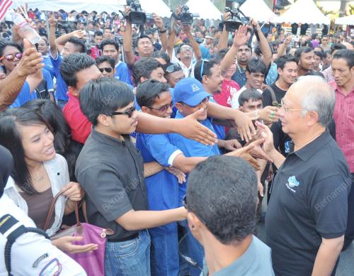 KL44_04032012_PM_YOUTH
