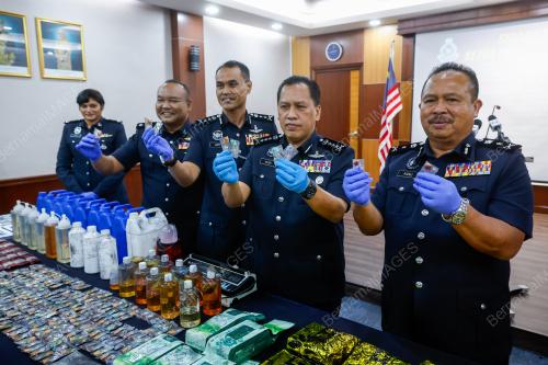 DATUK RUSDI MOHD ISA