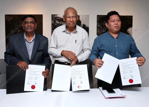 TAN SRI MUSA HASSAN