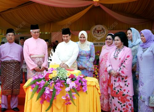 TUANKU MIZAN ZAINAL ABIDIN