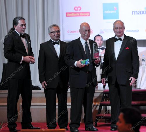 DATUK SERI MOHD NAJIB TUN ABDUL RAZAK