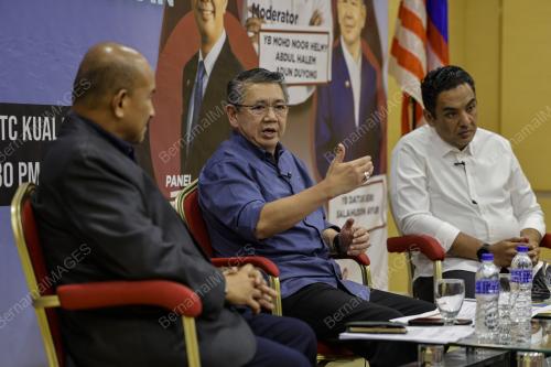 DATUK SERI SALAHUDDIN AYUB