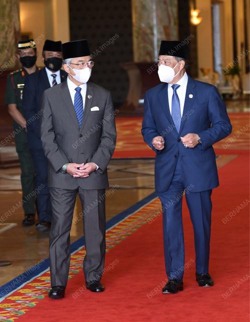 AL-SULTAN ABDULLAH RI'AYATUDDIN AL-MUSTAFA BILLAH SHAH