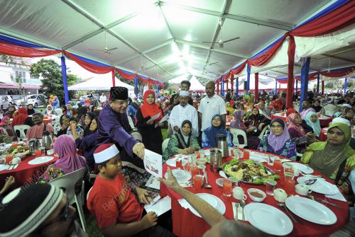 KL44_05062017_NUR_RAMADAN_BN201706055922