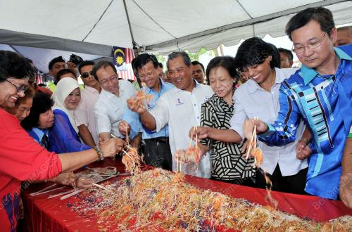 KL44_06012012_TPM