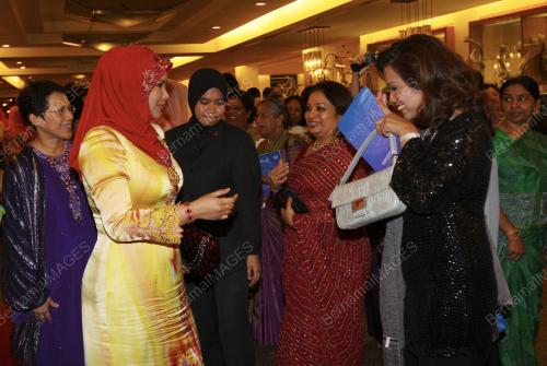 TUANKU NUR ZAHIRAH