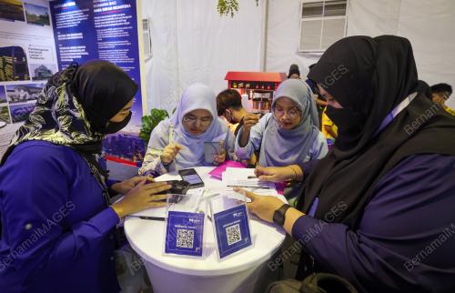 PROGRAM SETAHUN BERSAMA KERAJAAN MADANI