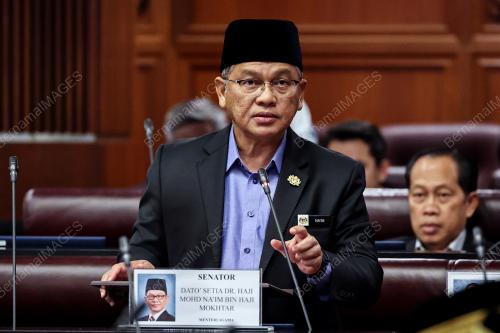 DATUK DR MOHD NA'IM MOHKTAR