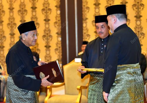 KL44_10052018_AGONG