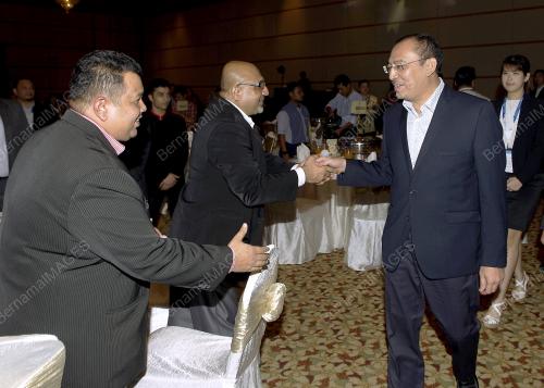 KL44_10062015_PKI_DINNER