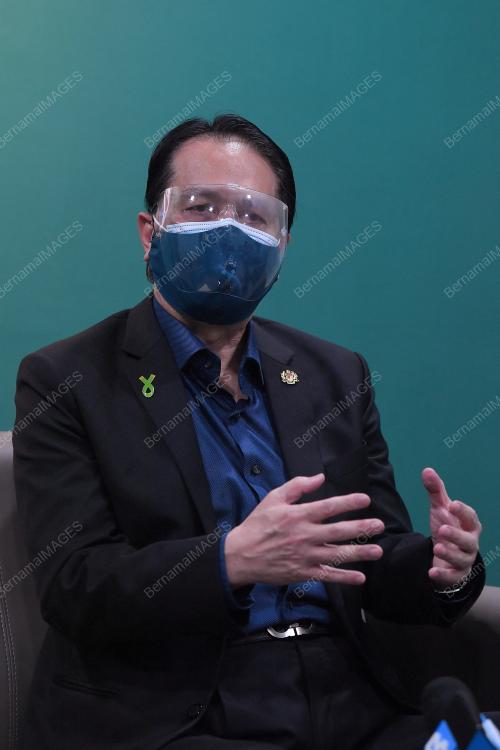 TAN SRI DR NOOR HISHAM ABDULLAH
