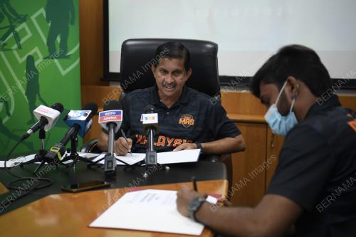 DATUK V. RADHAKRISHNAN
