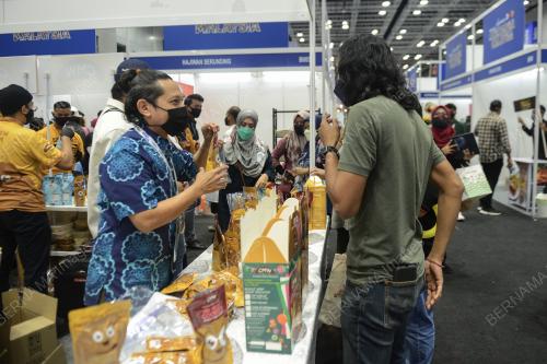 100 HARI ASPIRASI KELUARGA MALAYSIA