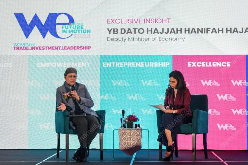 DATUK HANIFAH HAJAR TAIB