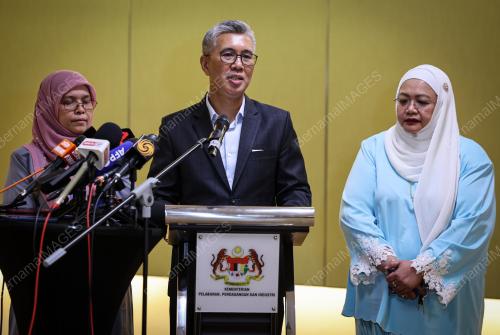 TENGKU DATUK SERI ZAFRUL ABDUL AZIZ