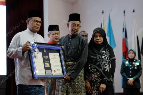 DATUK SERI SAIFUDDIN NASUTION ISMAIL