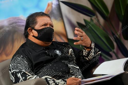 DATUK DR ABDUL HALIM MOHD HUSSIN