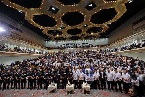 DATUK SERI MOHD KHALID ISMAIL