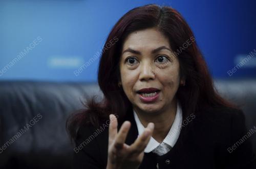 DATUK SURIANI AHMAD