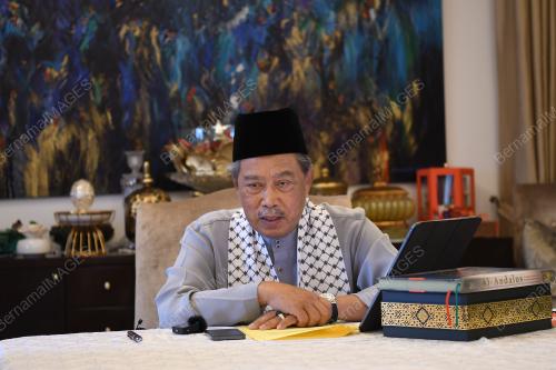 TAN SRI MUHYIDDIN YASSIN