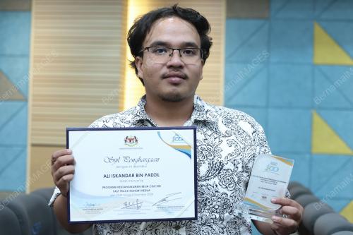 ALI ISKANDAR PADZIL