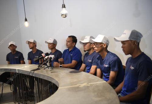 SIDANG MEDIA PASUKAN SAPURA