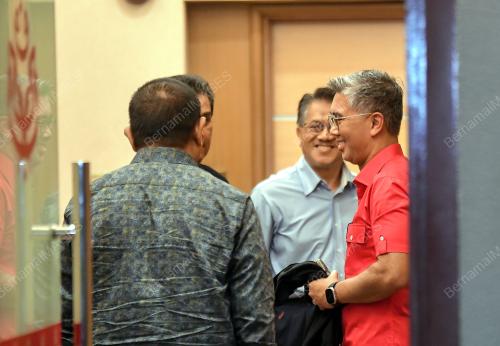 TENGKU DATUK SERI ZAFRUL TENGKU ABDUL AZIZ