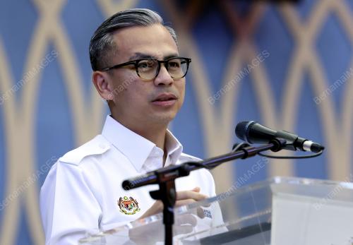 DATUK FAHMI FADZIL