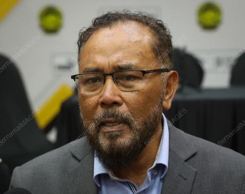 MOHD FIRDAUS MOHAMED