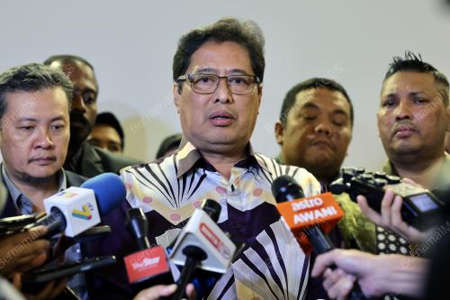 TAN SRI AZAM BAKI