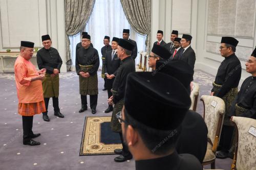 KL44_17122025_ANGKAT_SUMPAH