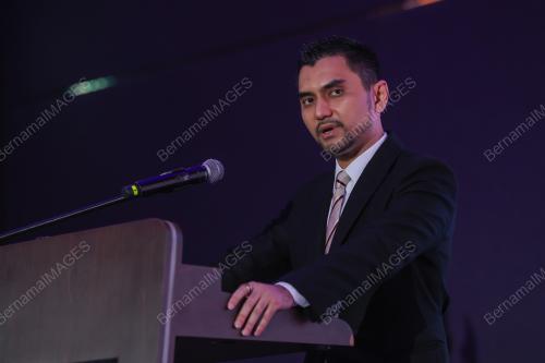 KHAIRUL FIRDAUS AKHBAR KHAN