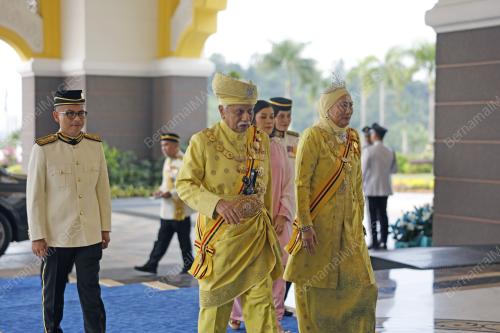ISTIADAT PERTABALAN YANG DI-PERTUAN AGONG KE-17