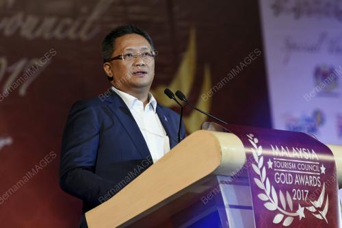KL44_20112017_DATUK_RAHMAN_BN201711191882