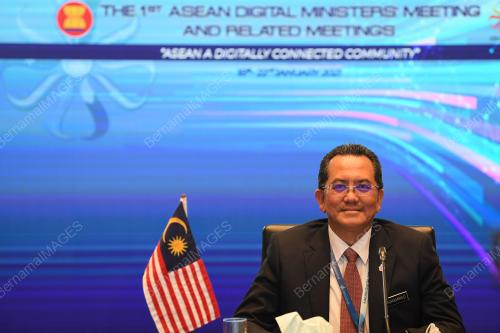 DATUK SERI MOHAMMAD MENTEK