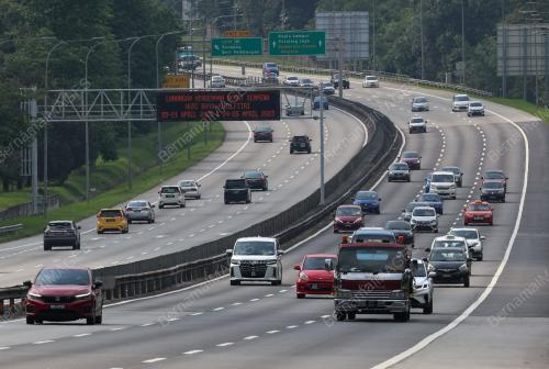 TINJAUAN ALIRAN TRAFIK BALIK RAYA
