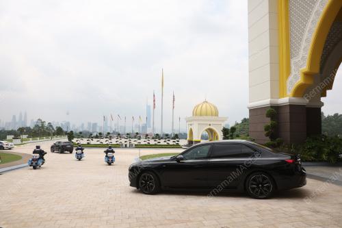 SANTAPAN MAKAN TENGAH HARI AGONG ASEAN