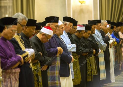 KL44_21062017_AGONG