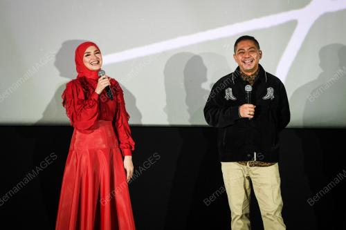FAZURA DAN ADE GOVINDA