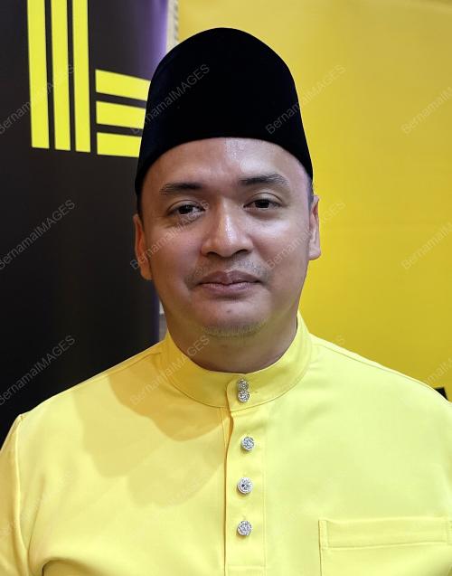 MUHAMMAD AMIR FIQRI