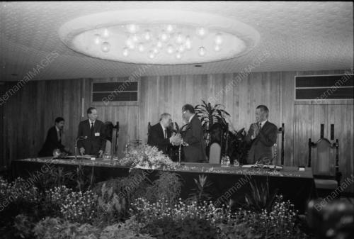 KAMPUCHEA SUMMIT
