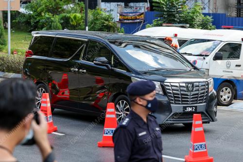 LIPUTAN PINTU 2 ISTANA NEGARA